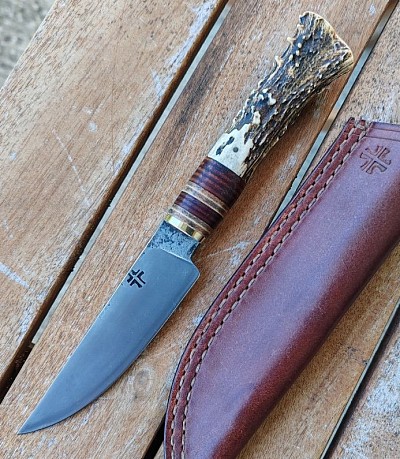 Fixe cuir et chevreuil